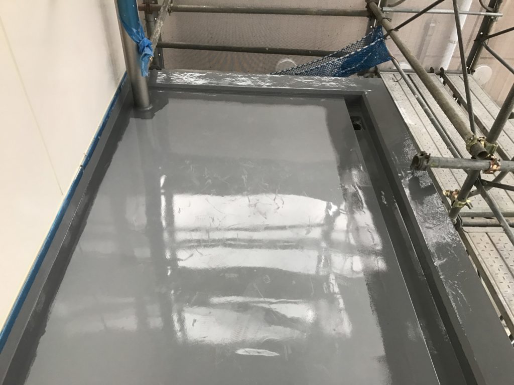 東京 江戸川区 Bビル バルコニーウレタン防水工事 平場トップコート 塗布 外壁塗装 屋根リフォーム専門店ラクスト適正価格 見積もりを実現 現場日誌 現場ブログ 株 ラクスト 江戸川区 葛飾区地域密着の外壁塗装 屋根塗装専門店